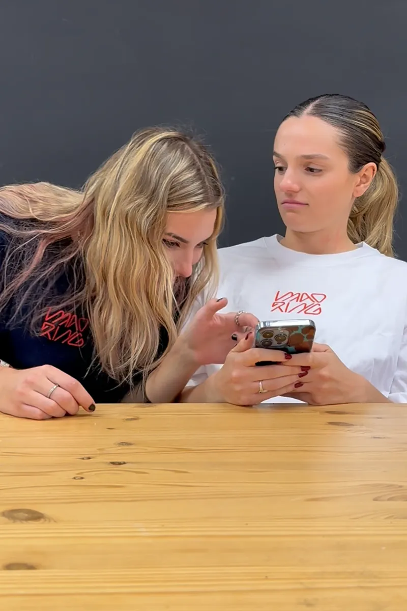 MADRING girl invading personal space