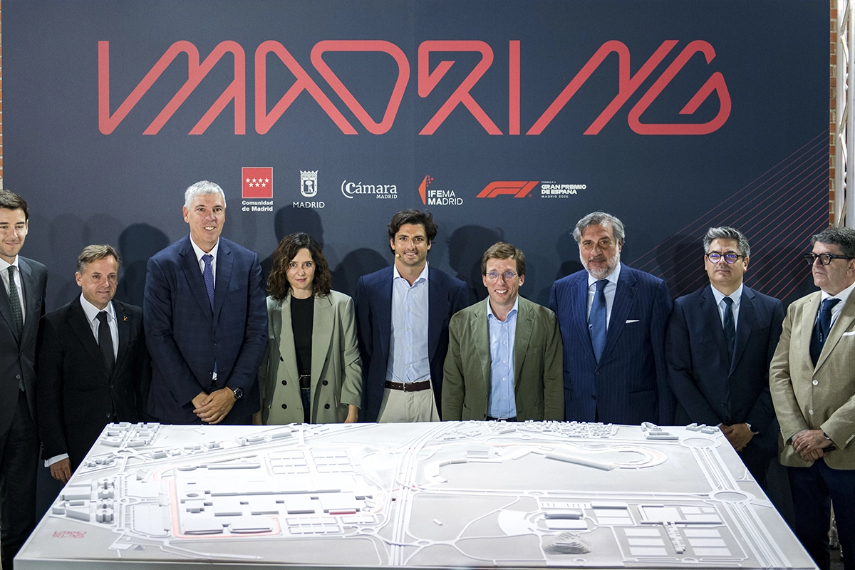 Carlos Sainz and Nira Juco at the presentation of MADRING