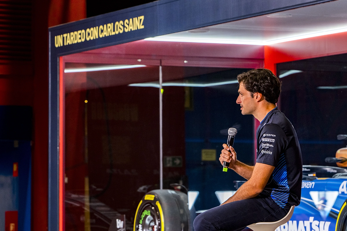 Carlos Sainz in RoadShow at MADRING